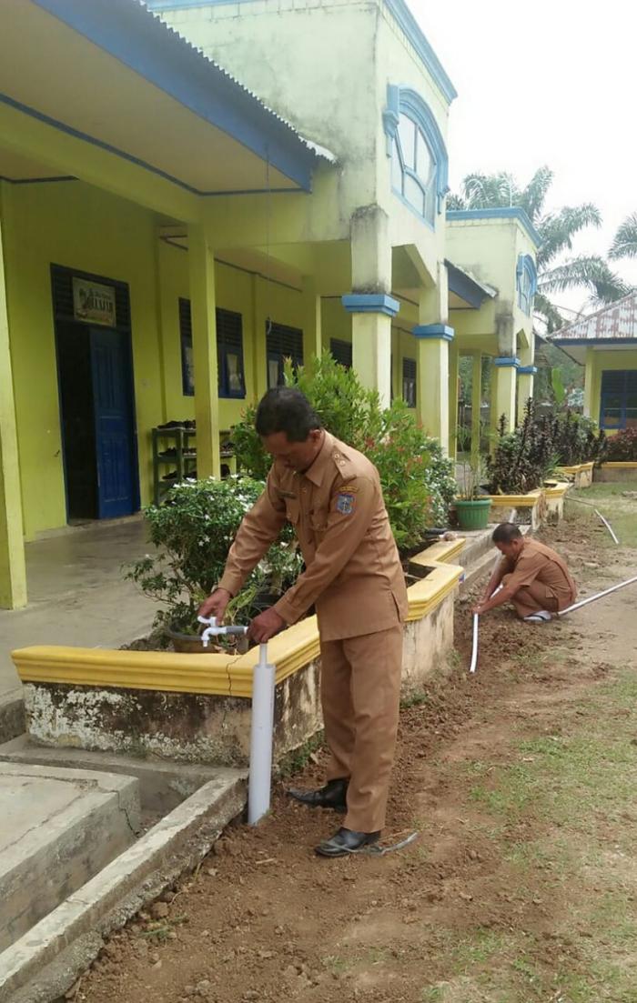 Cek Persiapan Lomba Sekolah Sehat, Kepala Madrasah MTsN 3 Merangin Tinjau Persiapan Cek Persiapan Lomba Sekolah Sehat, Kepala Madrasah MTsN 3 Merangin Tinjau Persiapan