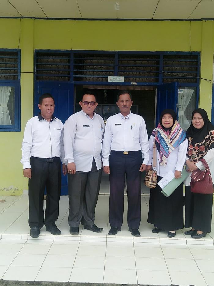 TIM MONEV KEMENAG MERANGIN SAMBANGI MTsN 3 MERANGIN