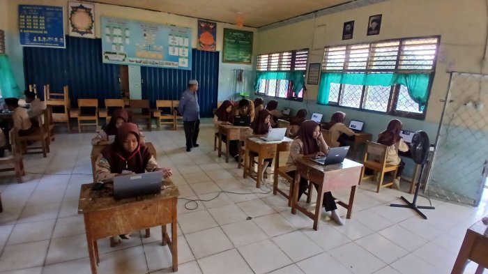 PELAKSANAAN ASESMEN NASIONAL BERBASIS KOMPUTER ( ANBK ) DI MTsN 3 MERANGIN