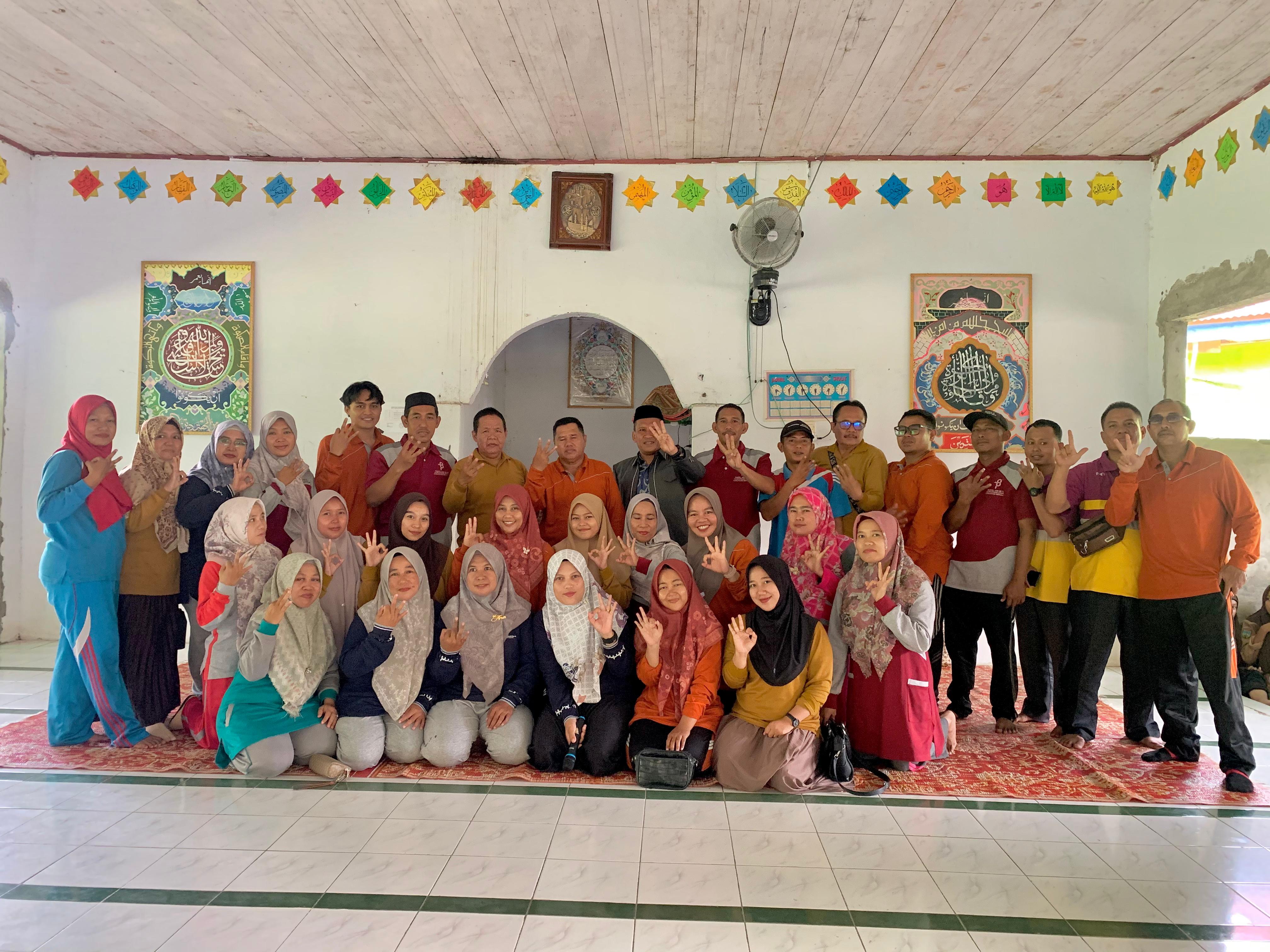 Melepas dengan Haru Perpisahan Guru-Guru Redistribusi di MTsN 3 Merangin